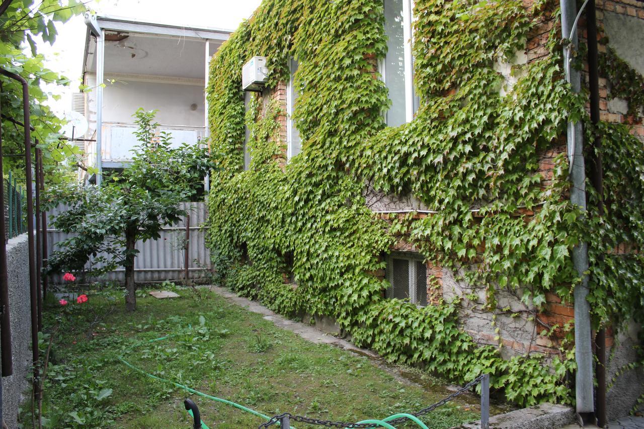 La Deka Guesthouse Lagodekhi Exterior photo