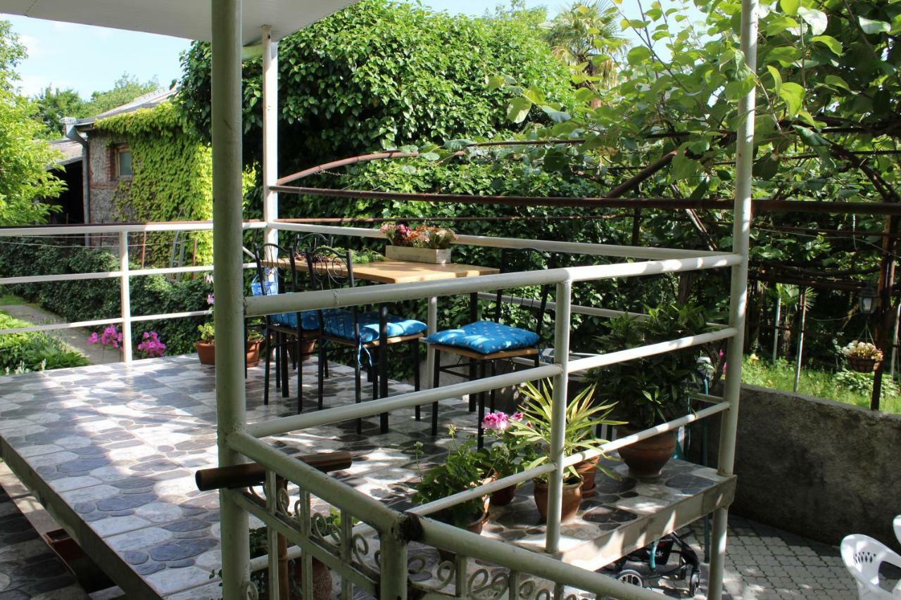 La Deka Guesthouse Lagodekhi Exterior photo